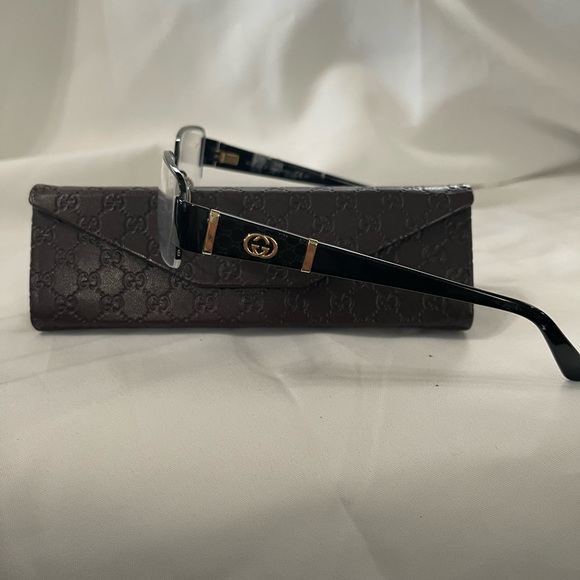 Gucci eyeglass frame - Picture 3 of 3